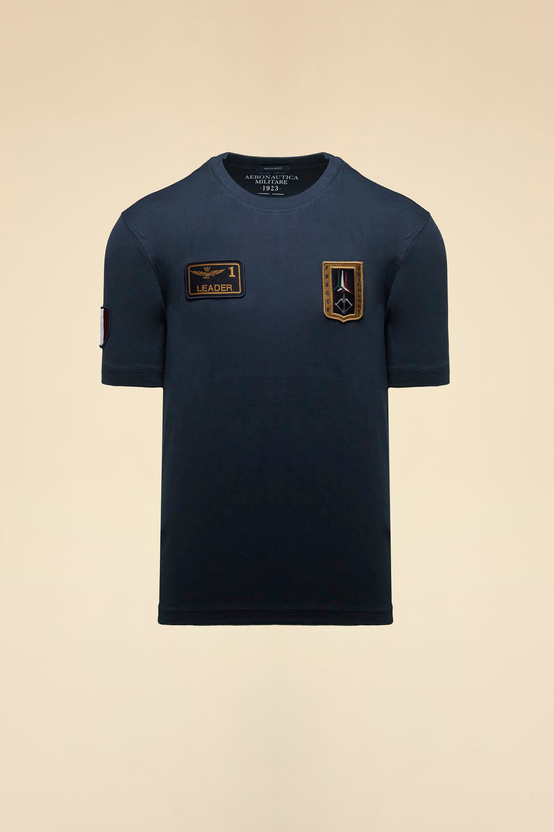 T-SHIRT UOMO AERONAUTICA MILITARE CON PATCH FRECCE TRICOLORI MEZZA MANICA BLU