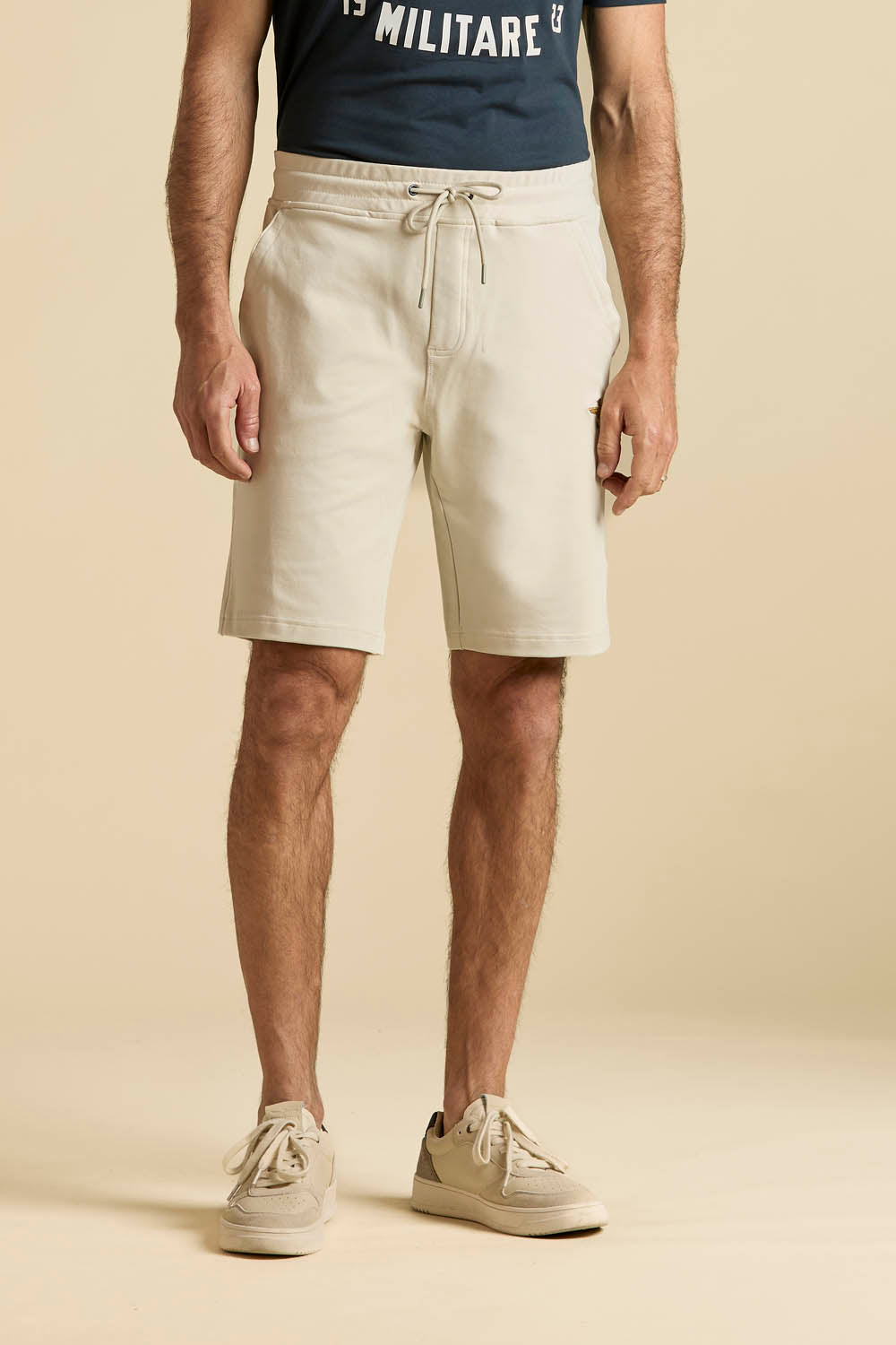 BERMUDA SHORTS UOMO AERONAUTICA MILITARE IN COTONE BIANCO GHIACCIO