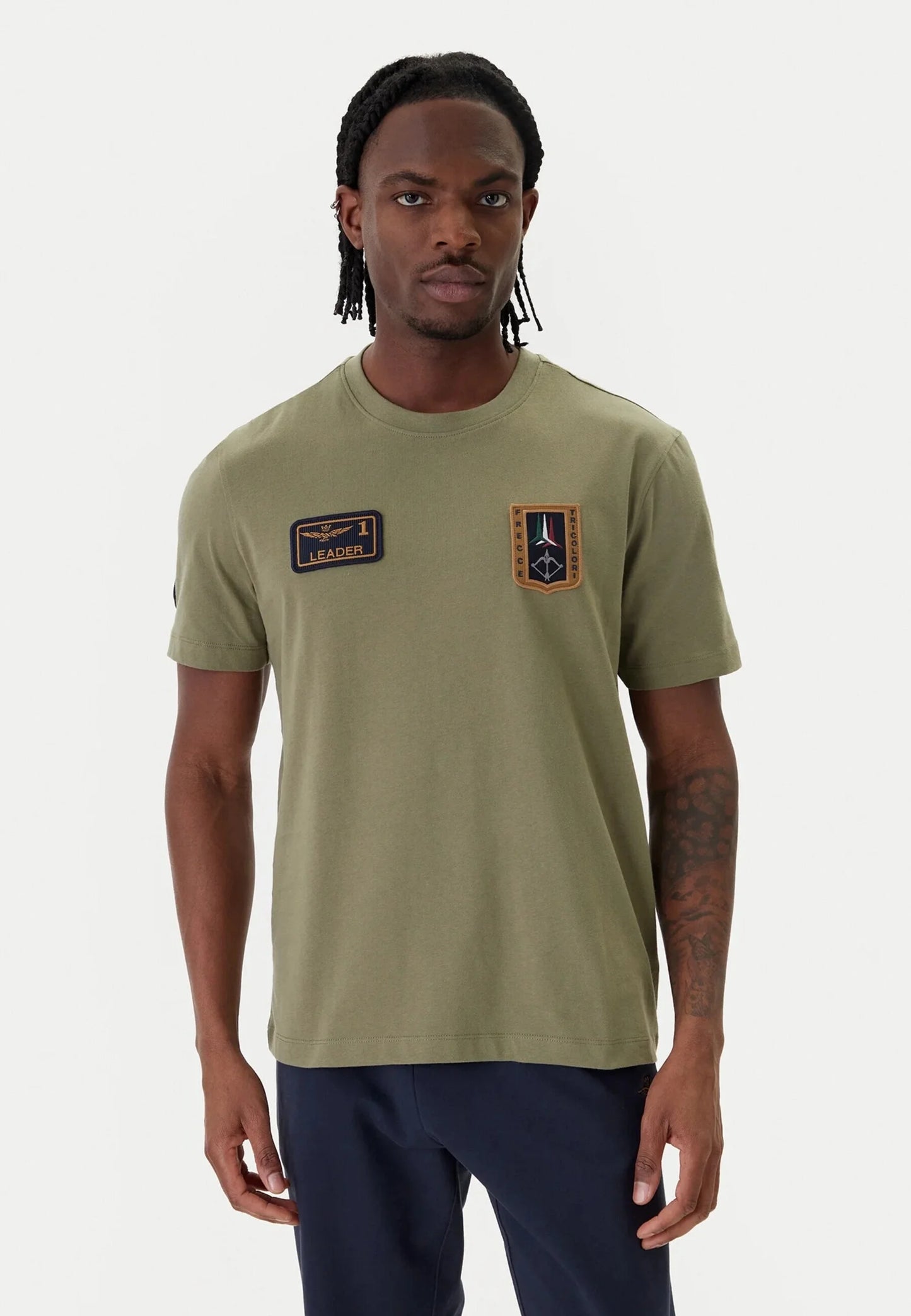 T-SHIRT UOMO AERONAUTICA MILITARE CON PATCH FRECCE TRICOLORI MEZZA MANICA VERDE