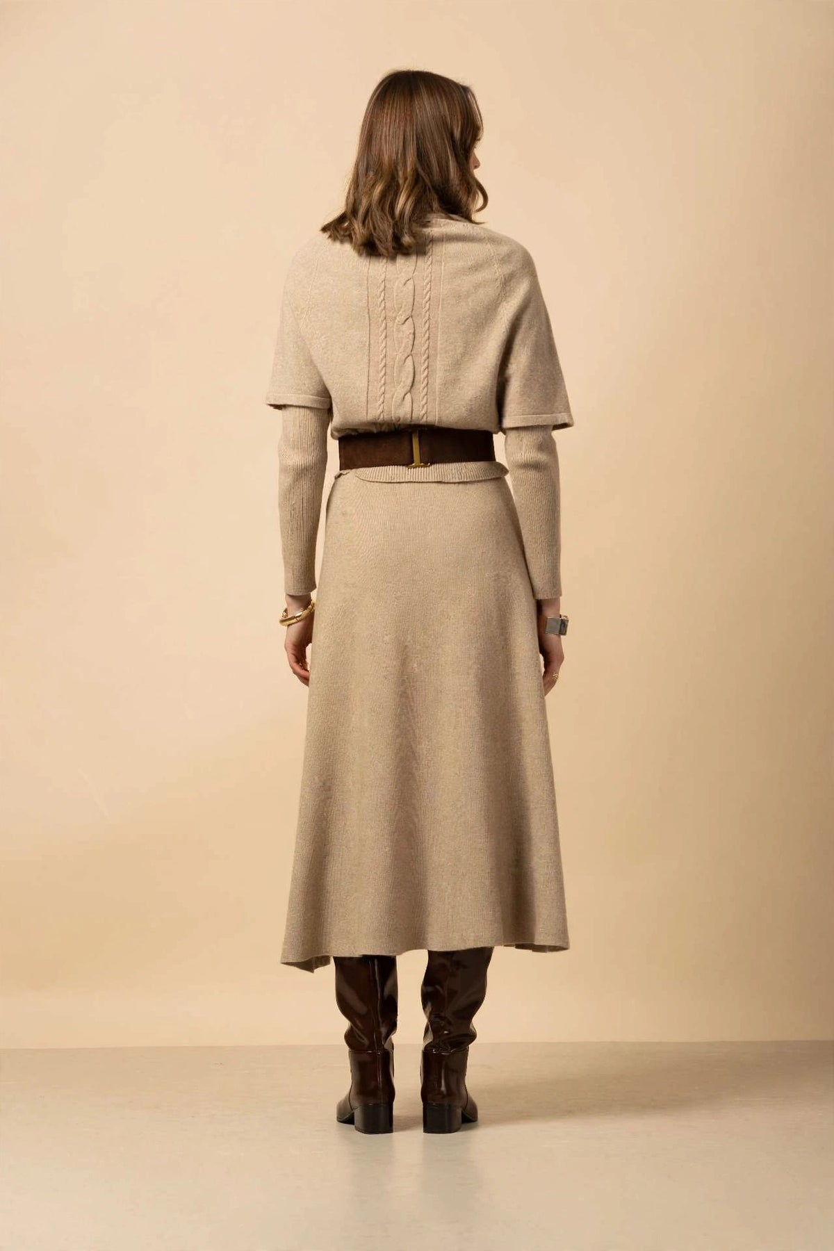 AN AIM ABITO PONCHO Q0002