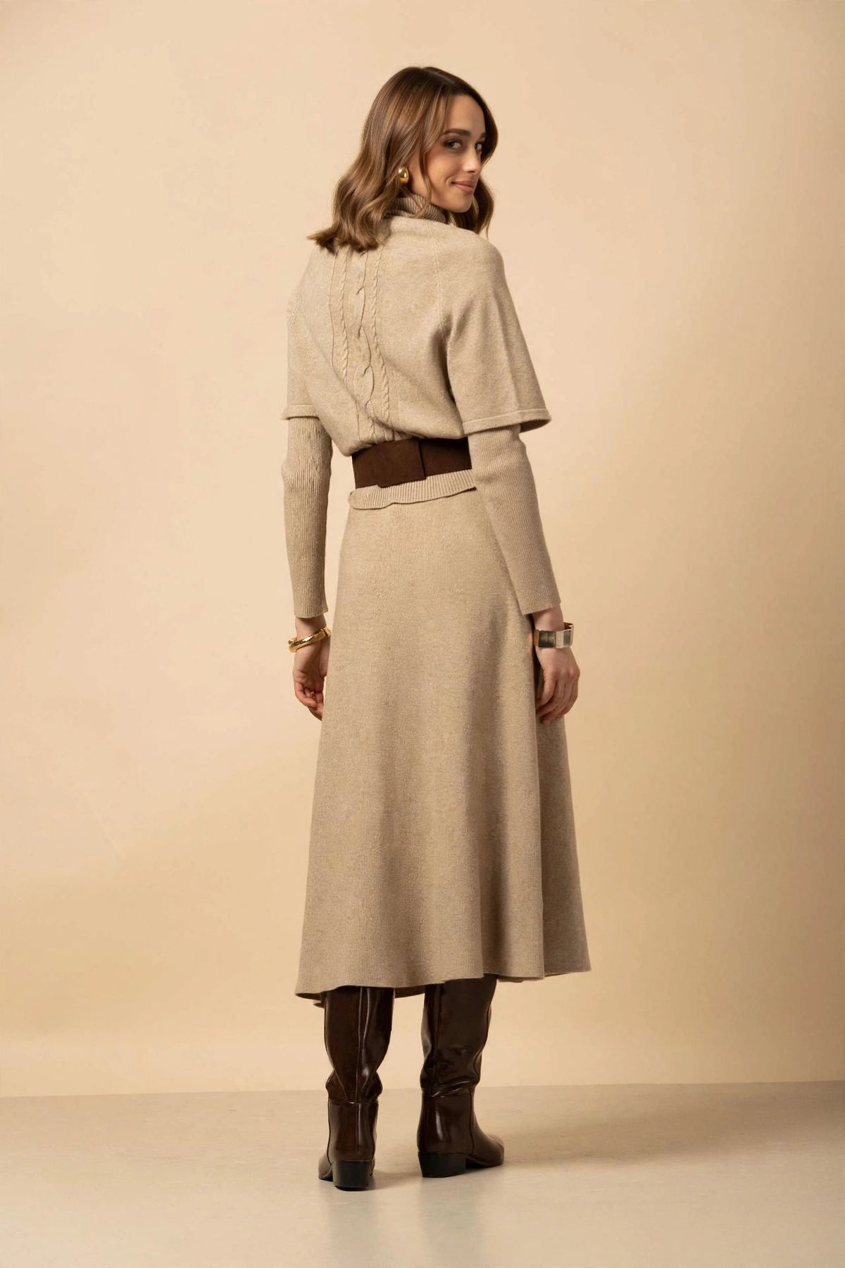AN AIM ABITO PONCHO Q0002